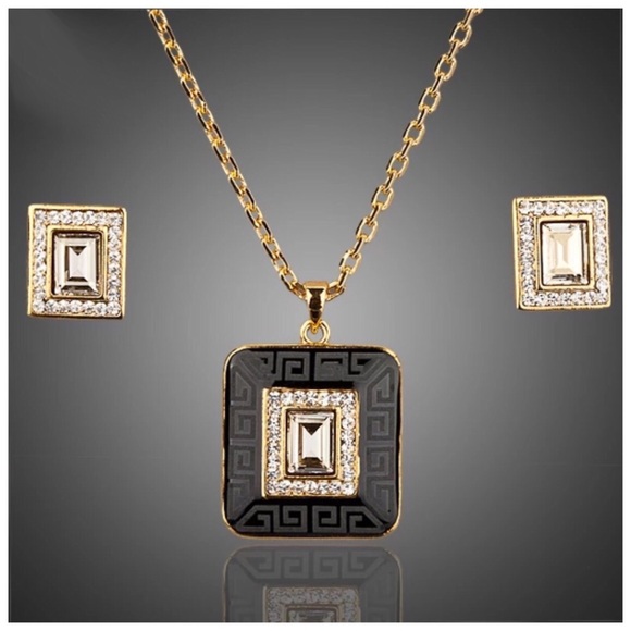 Swarovski Crystals The Silaf Necklace Set - Picture 1 of 4